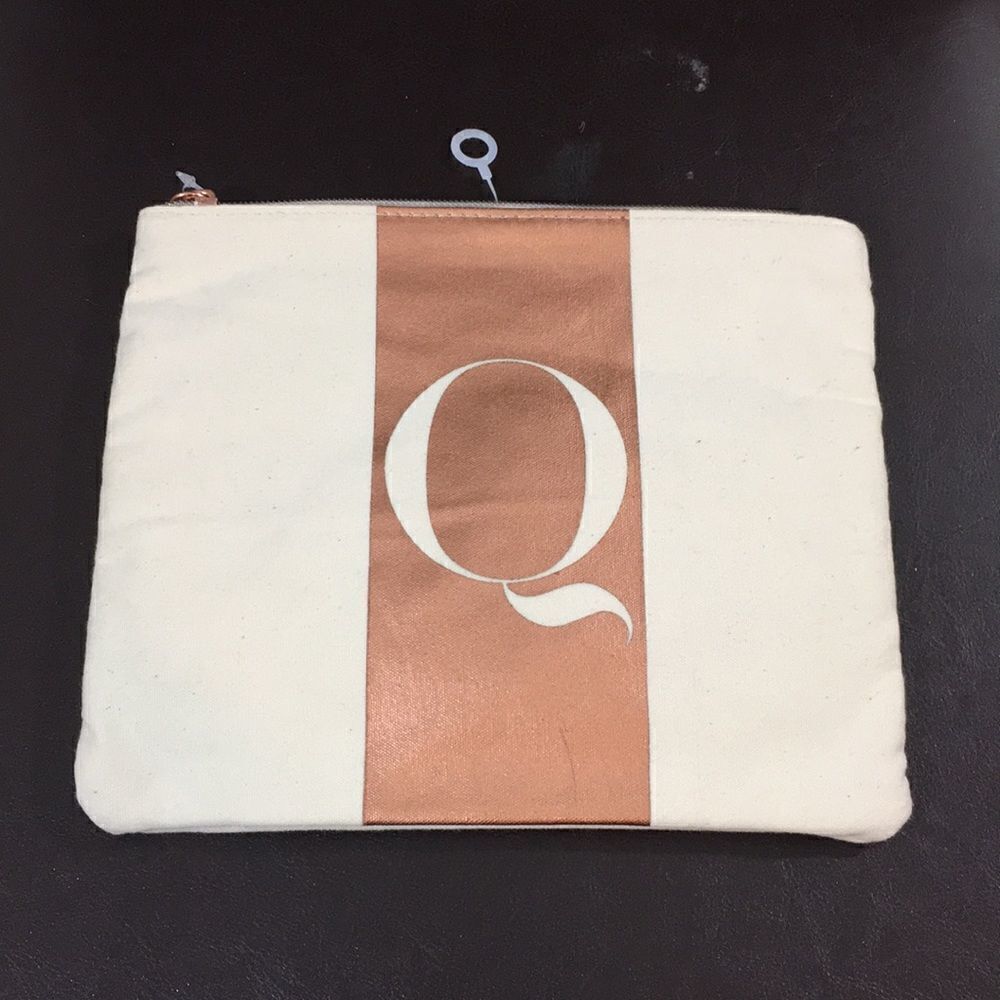 Allegro Makeup Bags&Organizer Letter Q.